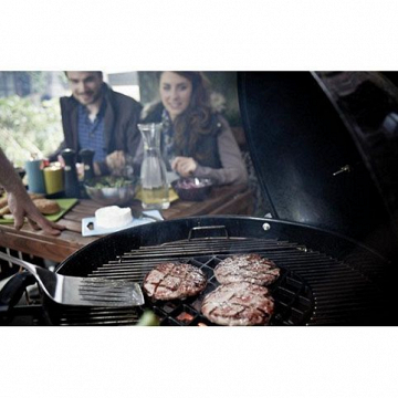 Угольный гриль  Weber Performer Deluxe GBS Gourmet – фотография 9